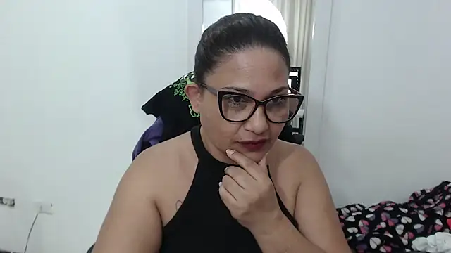 Snapshot of Katha_Marck chatting on 12, 10, 2025 Katha Marck online show from 12, 10, 2025