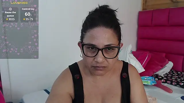 Snapshot of Katha_Marck chatting on 15, 6, 2026 Katha Marck online show from 15, 6, 2026