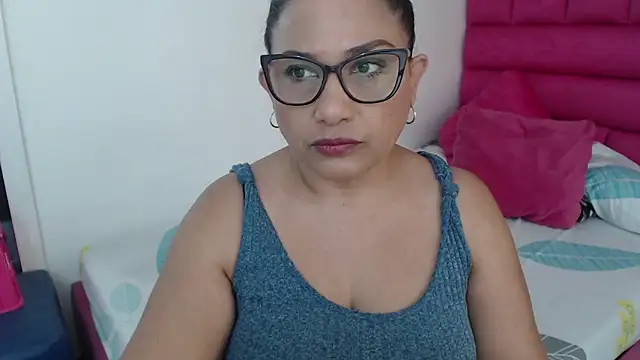 Snapshot of Katha_Marck chatting on 13, 5, 2026 Katha Marck online show from 13, 5, 2026