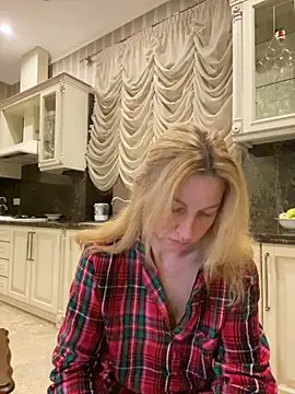 Amazoniiaa online show from 2, 3, 2025