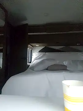 Hotredheadandtoungelasher online show from 27, 10, 2025