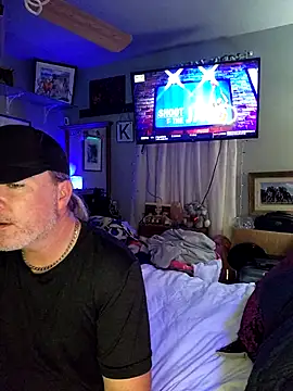 Snapshot of Hotredheadandtoungelasher chatting on 15, 5, 2026 Hotredheadandtoungelasher online show from 15, 5, 2026