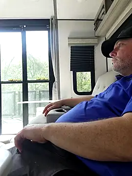 Hotredheadandtoungelasher online show from 20, 2, 2026