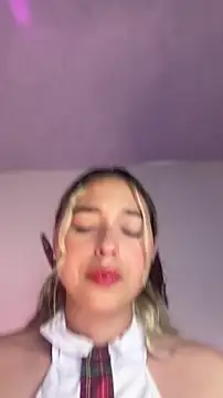 Irisweet  online show from 15, 3, 2026