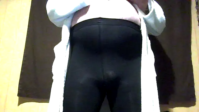 Snapshot of Krissttof chatting on 5, 2, 2026 Krissttof online show from 5, 2, 2026