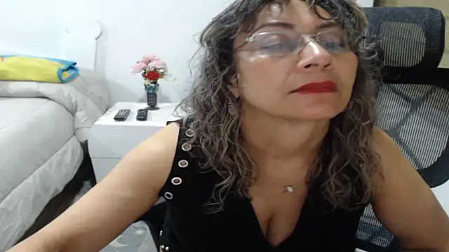 jesy hot online show from 12, 7, 2026
