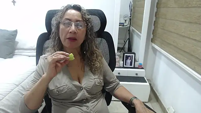 jesy hot online show from 7, 3, 2026