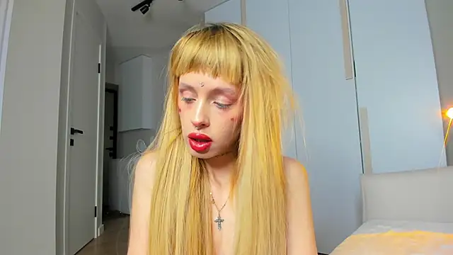 Snapshot of FlowerOfSin2001 chatting on 27, 5, 2026 FlowerOfSin2001 online show from 27, 5, 2026