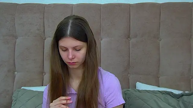 AudreyBarlow online show from 6, 3, 2026