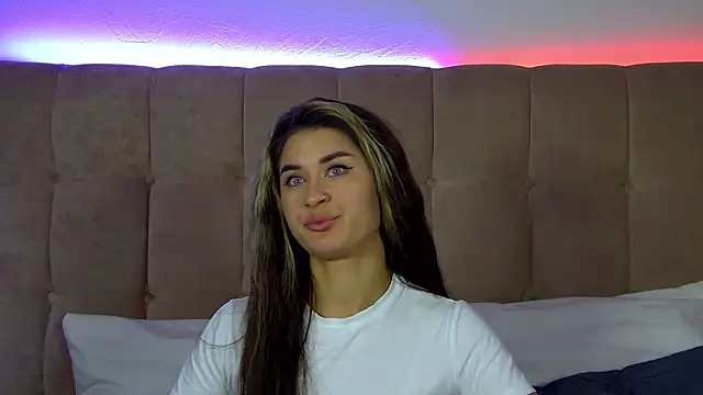 RachelSimpson online show from 17, 10, 2025