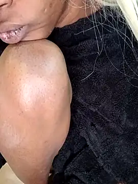 Jasmine FullsShine online show from 19, 4, 2026