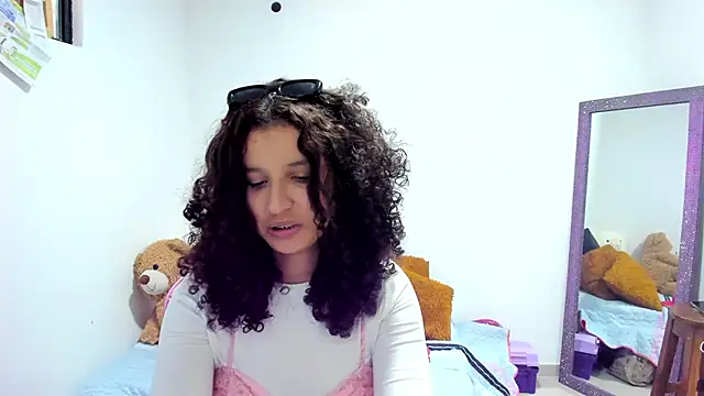 Cositarica  online show from 5, 10, 2025