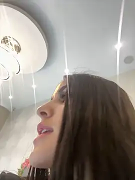 Snapshot of M_isabel25 chatting on 6, 2, 2025 M isabel25 online show from 6, 2, 2025