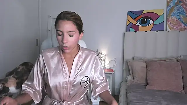 Daniela Miller  online show from 15, 9, 2025