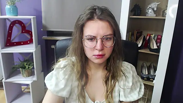 Zoey Erotic online show from 18, 2, 2025