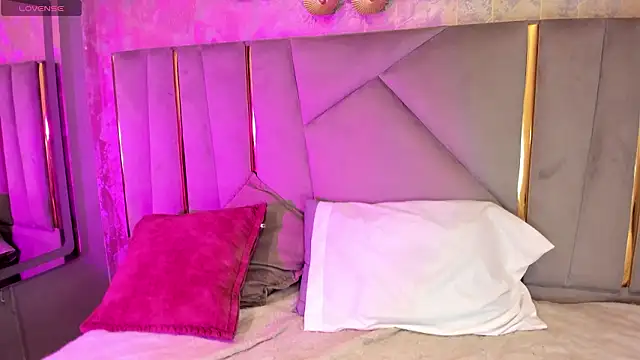 Sariitaa  online show from 7, 2, 2026