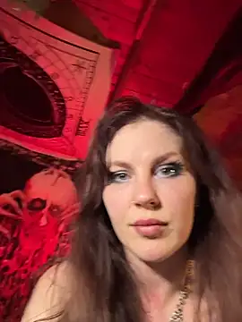 Snapshot of courtneyoccult chatting on 16, 10, 2025 courtneyoccult online show from 16, 10, 2025