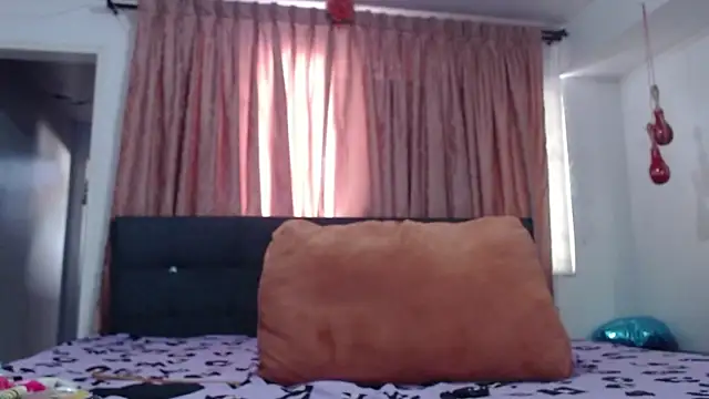 Snapshot of linapalacios chatting on 11, 7, 2026 linapalacios online show from 11, 7, 2026