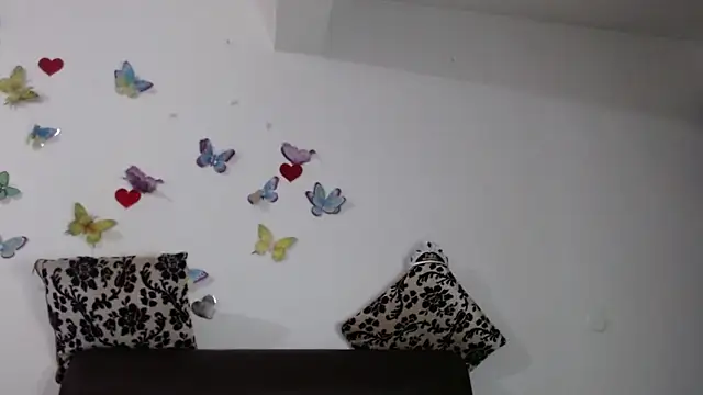 linapalacios online show from 23, 11, 2025