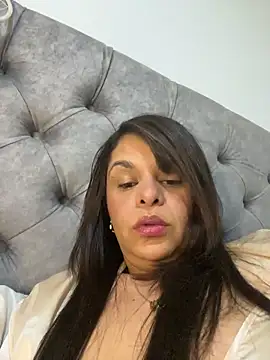 Snapshot of Kataliina chatting on 24, 9, 2025 Kataliina online show from 24, 9, 2025