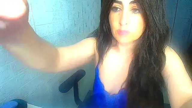 naughty sarahh online show from 29, 10, 2025