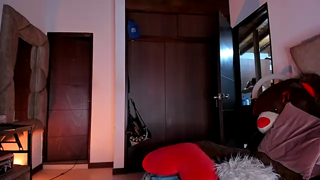 GiselReyes online show from 23, 9, 2025