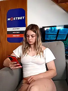 Snapshot of Elnonoykeila77 chatting on 22, 1, 2025 Elnonoykeila77 online show from 22, 1, 2025