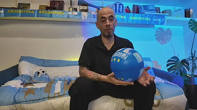 Elnonoykeila77 online show from 16, 7, 2026