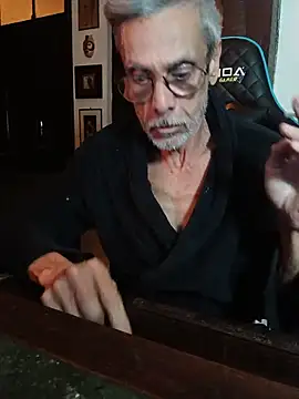 Snapshot of dutra498 chatting on 26, 5, 2026 dutra498 online show from 26, 5, 2026