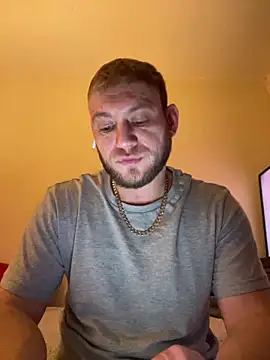 Snapshot of Weestud94 chatting on 13, 1, 2025 Weestud94 online show from 13, 1, 2025