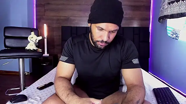 Snapshot of anthonylatynxd chatting on 10, 2, 2025 anthonylatynxd online show from 10, 2, 2025