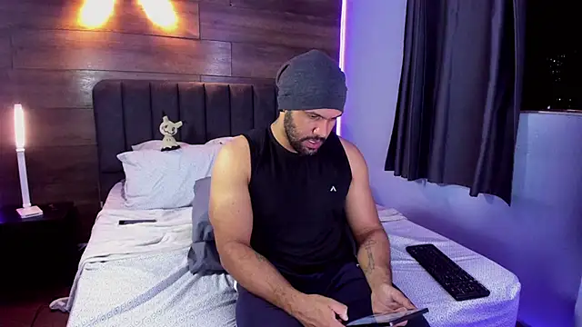 Snapshot of anthonylatynxd chatting on 24, 7, 2026 anthonylatynxd online show from 24, 7, 2026