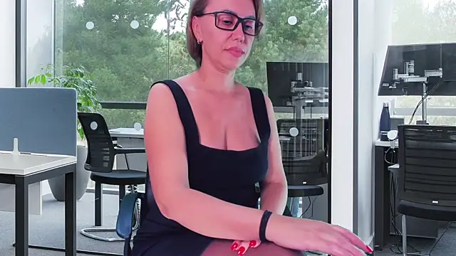 Pandora Vibes online show from 2, 12, 2025