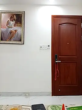 Eliza Wendy online show from 5, 11, 2025