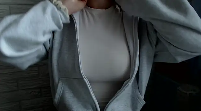 Kirakisss online show from 3, 3, 2025