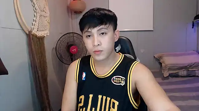 Snapshot of princeJayX chatting on 8, 3, 2025 princeJayX online show from 8, 3, 2025