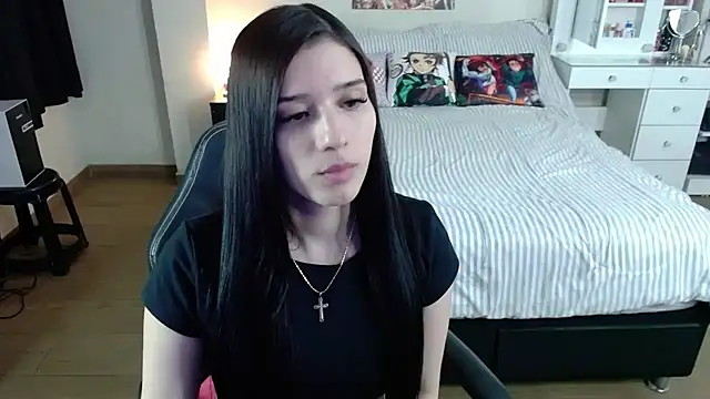 Snapshot of kittykat18x chatting on 25, 7, 2026 kittykat18x online show from 25, 7, 2026