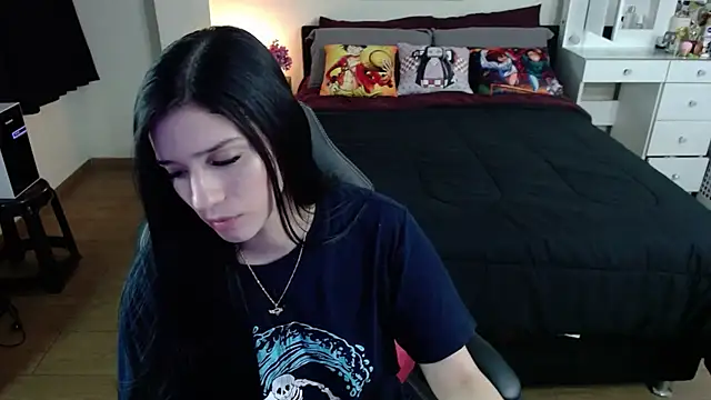 Snapshot of kittykat18x chatting on 21, 5, 2026 kittykat18x online show from 21, 5, 2026