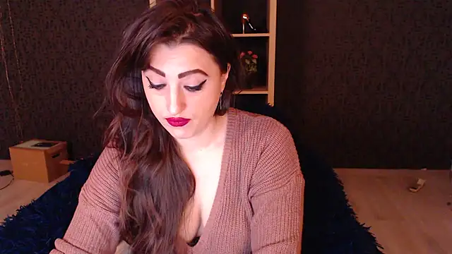 RebeccaStone online show from 18, 11, 2025