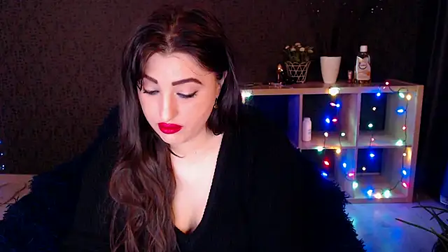 RebeccaStone online show from 2, 2, 2025