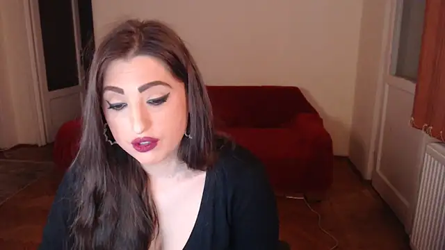 RebeccaStone online show from 8, 5, 2026