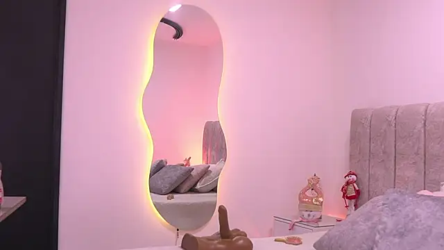 violeta aroca online show from 22, 12, 2025