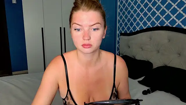 Snapshot of Busty_Redhead chatting on 11, 6, 2026 Busty Redhead online show from 11, 6, 2026