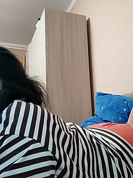 Zulfiya Bruce online show from 27, 10, 2025