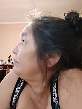 Snapshot of Zulfiya_Bruce chatting on 19, 9, 2025 Zulfiya Bruce online show from 19, 9, 2025