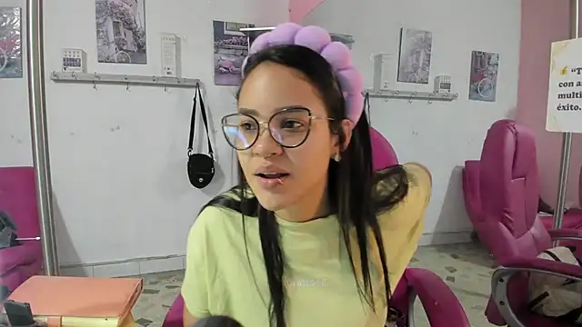 CAMILA--REY online show from 1, 2, 2026