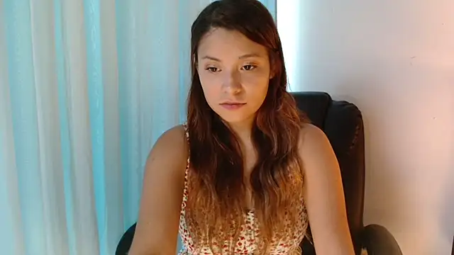 Snapshot of 3littleschoolteens chatting on 13, 6, 2026 3littleschoolteens online show from 13, 6, 2026