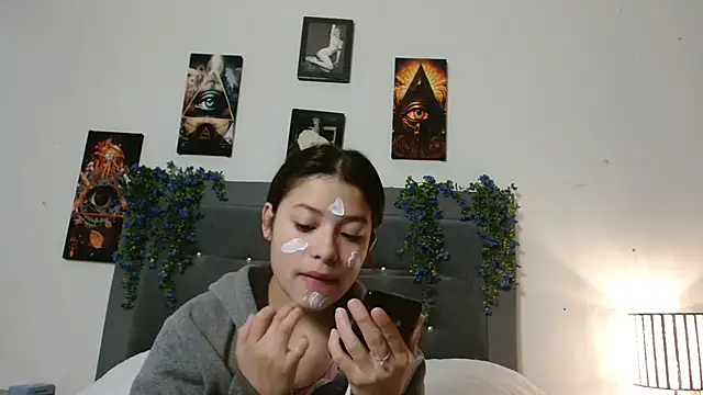 3littleschoolteens online show from 22, 12, 2025