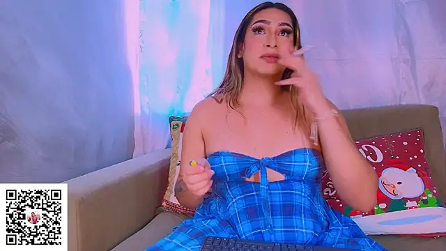 ISABELLASSMITH online show from 26, 11, 2025