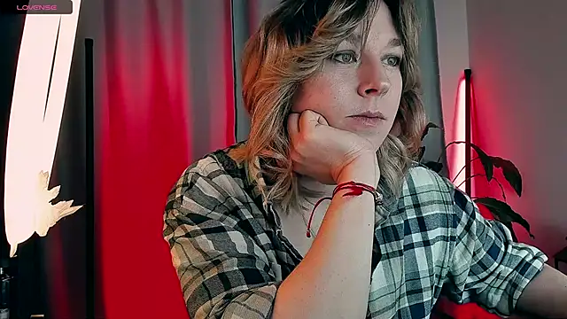 Snapshot of 5_in_one chatting on 18, 2, 2026 5 in one online show from 18, 2, 2026